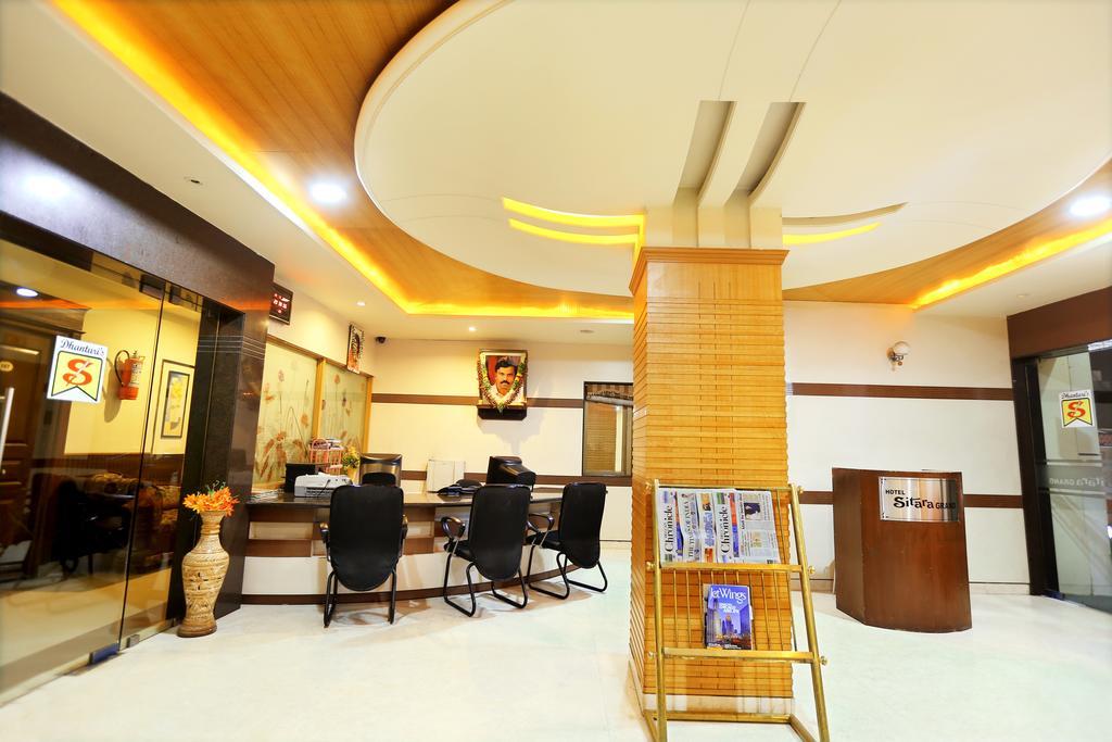 Hotel Sitara Grand Hyderabad Bagian luar foto