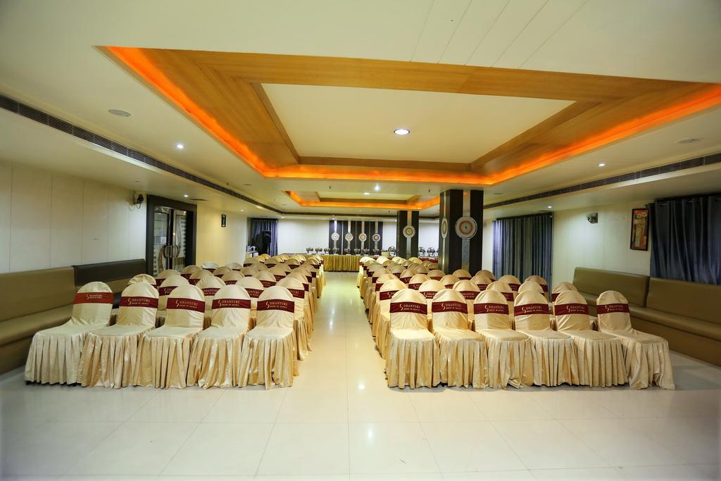 Hotel Sitara Grand Hyderabad Bagian luar foto