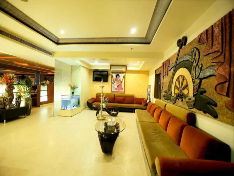 Hotel Sitara Grand Hyderabad Bagian luar foto